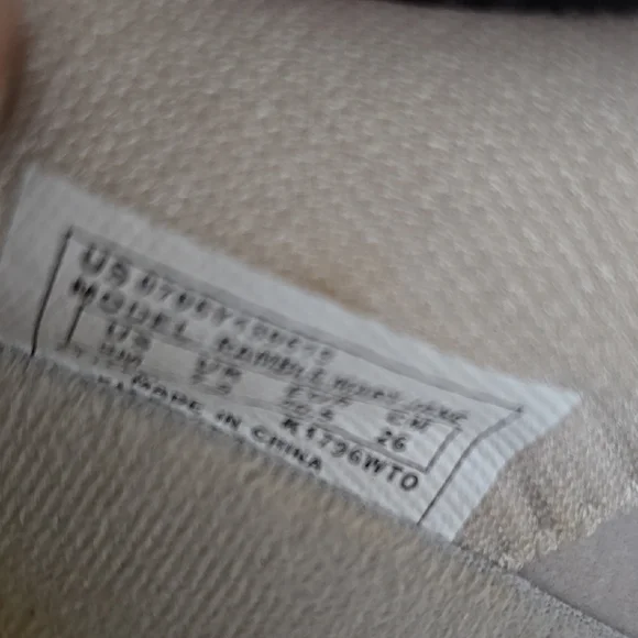 RYKA Gray Athletic Shoes with Textured Fabric - Picture 4 of 9